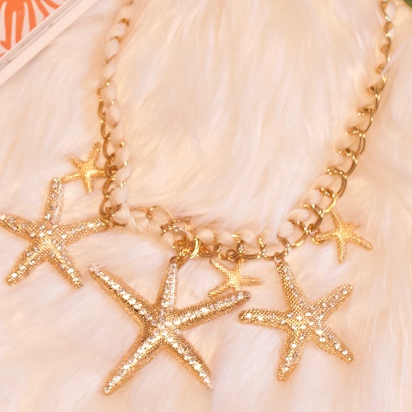 Gold StarFish Statement Necklace - Picture 2 of 3